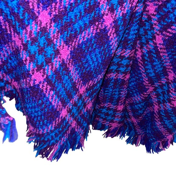 Boyne Valley Weavers Womens One Size Blue Wool Hand Knit Plaid Shawl Poncho - Picture 8 of 11